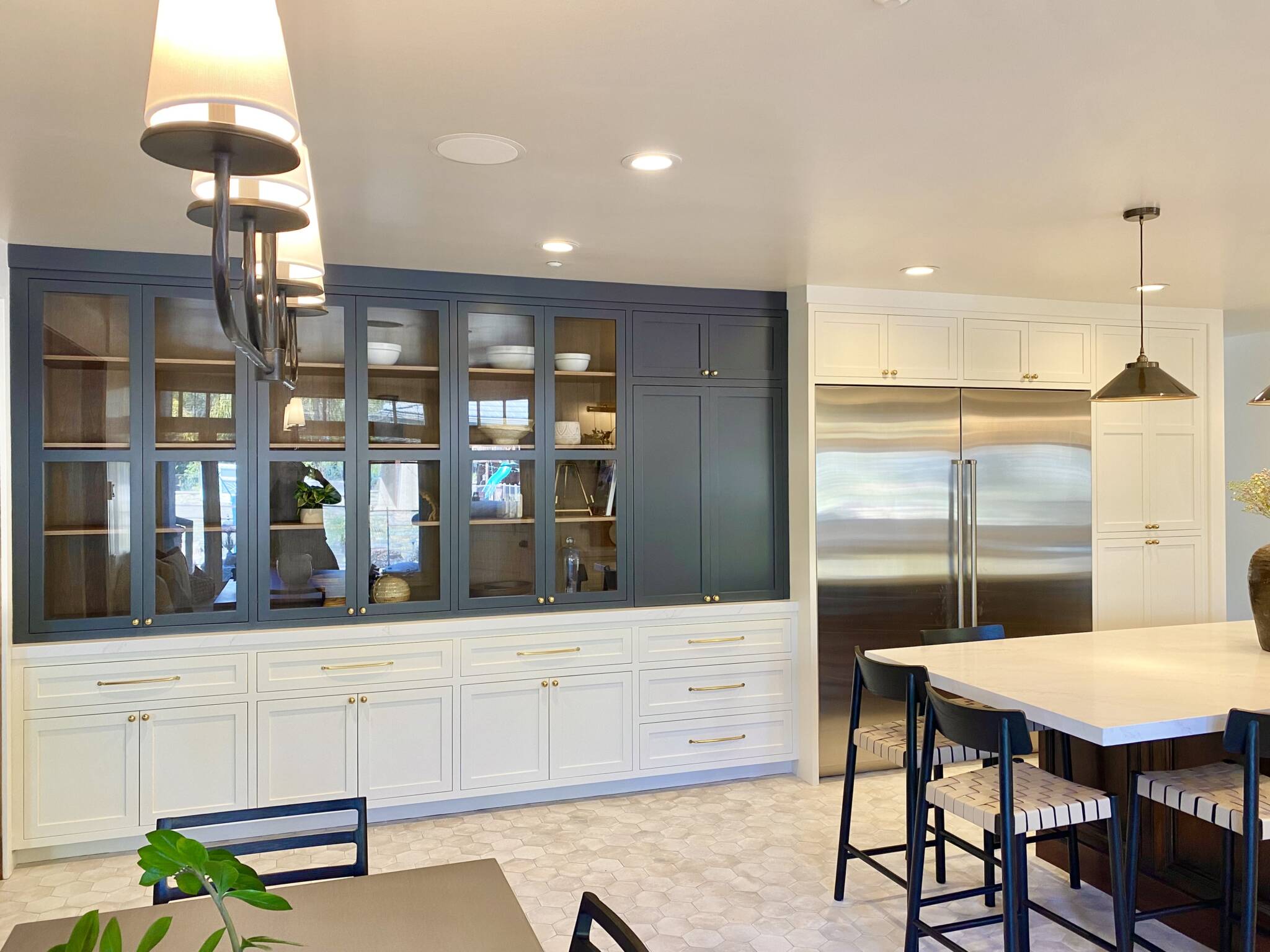 Contemporary Kitchen Kitchen Remodel by Cruz Concepts Inc — Project 1 project photo 2