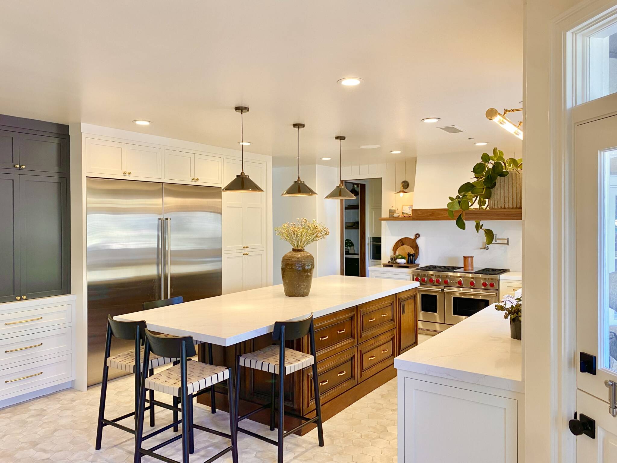 Kitchen by Cruz Concepts Inc